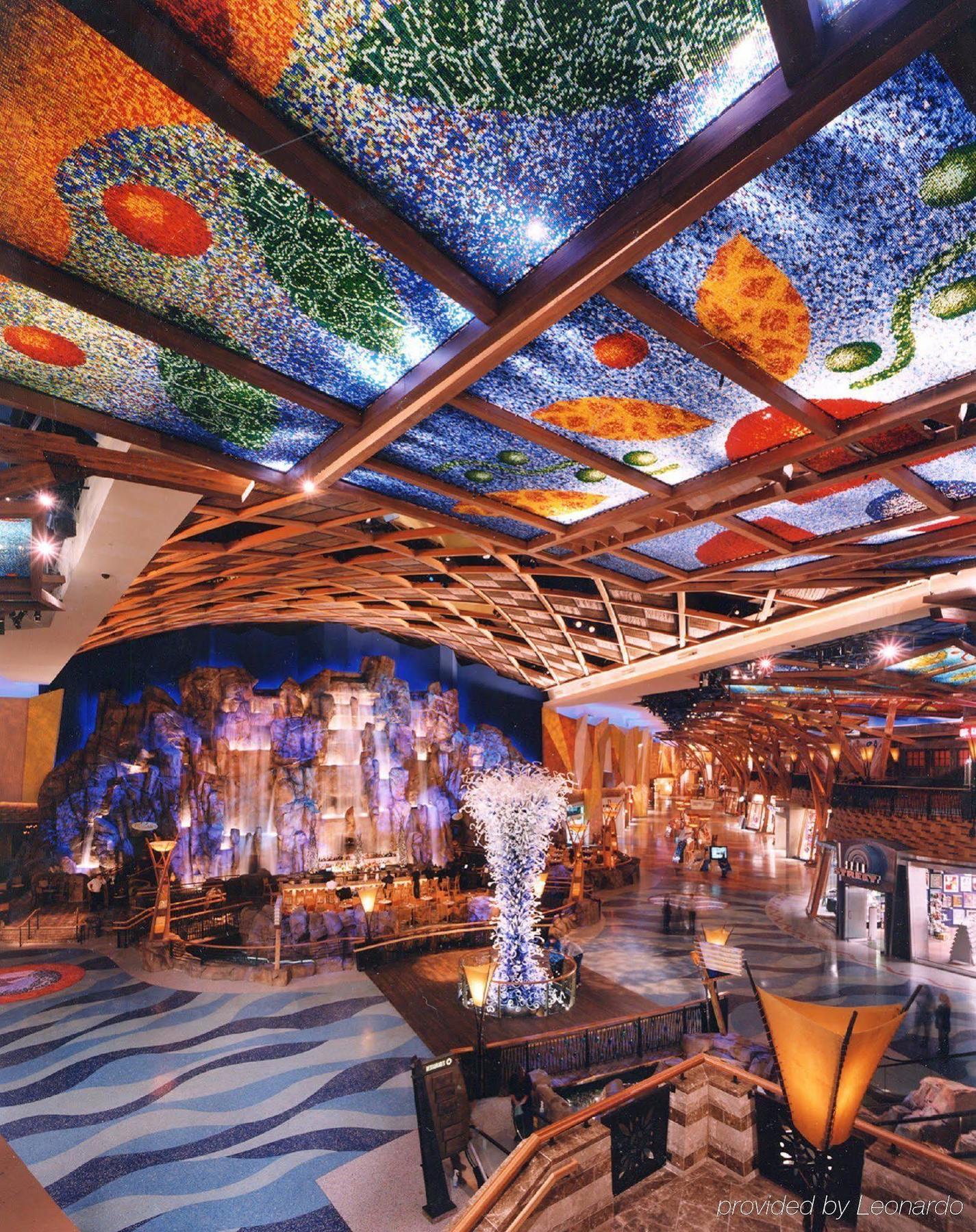 Hotel Mohegan Sun Uncasville Exterior foto